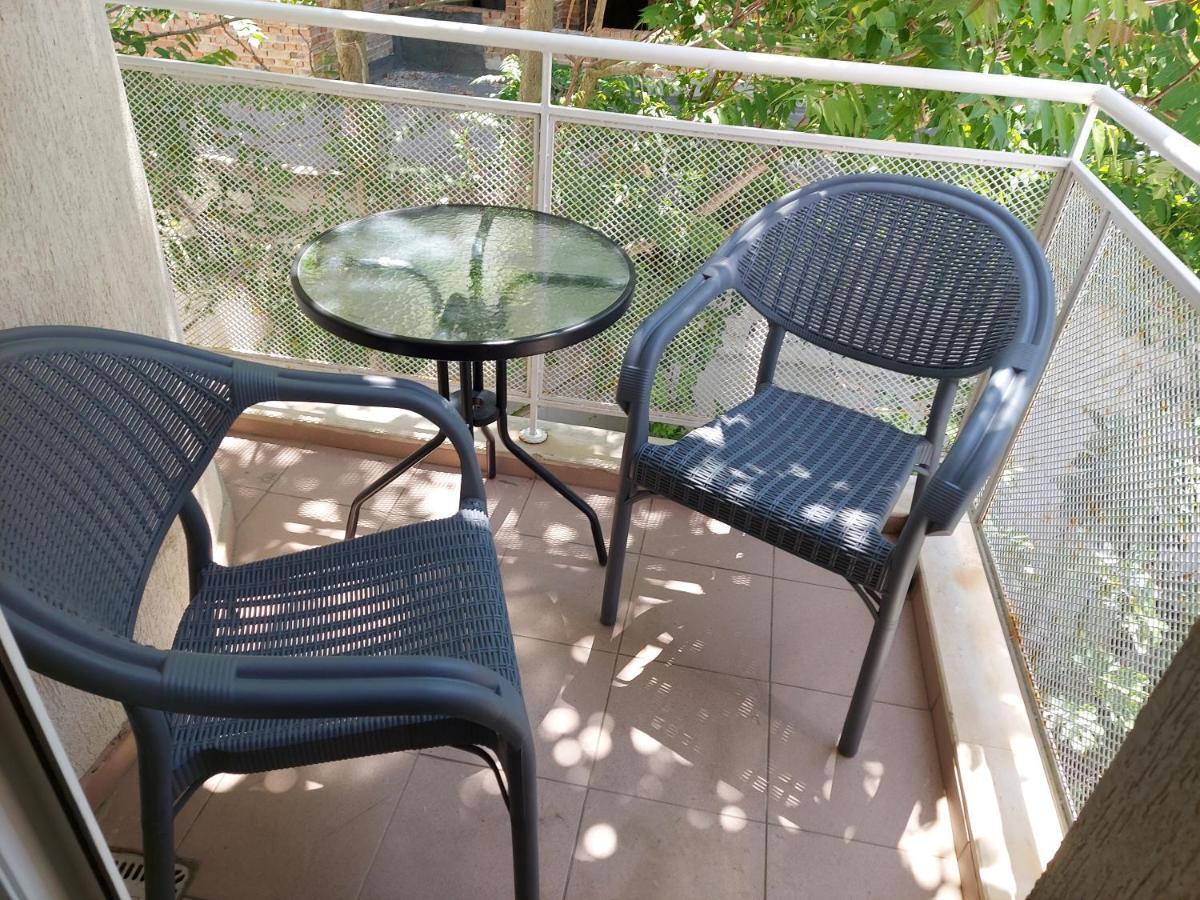 פומורי Apartment Larissa מראה חיצוני תמונה